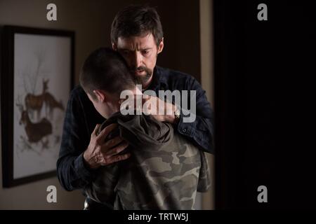 HUGH JACKMAN dans (2013) prisonniers -Titre original : LES DÉTENUS-. Copyright : Editorial uniquement. Pas de merchandising ou des couvertures de livres. C'est un document distribué au public. Les droits d'accès uniquement, aucune licence de droit d'auteur prévue. Seulement pour être reproduit dans le cadre de la promotion de ce film. Credit : ALCON ENTERTAIMENT / WEBB, WILSON / Album Banque D'Images