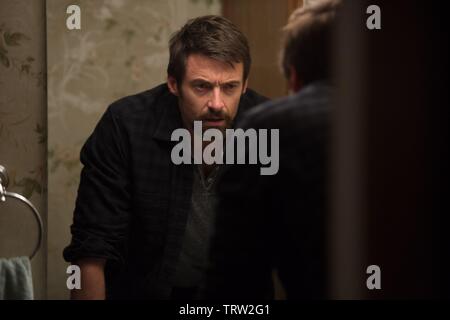 HUGH JACKMAN dans (2013) prisonniers -Titre original : LES DÉTENUS-. Copyright : Editorial uniquement. Pas de merchandising ou des couvertures de livres. C'est un document distribué au public. Les droits d'accès uniquement, aucune licence de droit d'auteur prévue. Seulement pour être reproduit dans le cadre de la promotion de ce film. Credit : ALCON ENTERTAIMENT / WEBB, WILSON / Album Banque D'Images