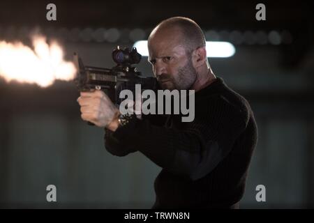 JASON STATHAM dans MECHANIC : Résurrection (2016). Copyright : Editorial uniquement. Pas de merchandising ou des couvertures de livres. C'est un document distribué au public. Les droits d'accès uniquement, aucune licence de droit d'auteur prévue. Seulement pour être reproduit dans le cadre de la promotion de ce film. Credit : CHARTOFF WINKLER-prod/DAVIS-FILMS/ME2/MILLENNIUM FILMS / Album Banque D'Images