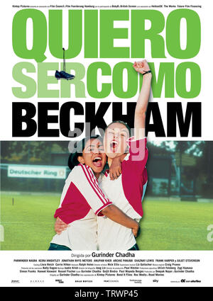 BEND IT LIKE BECKHAM (2002). Copyright : Editorial uniquement. Pas de merchandising ou des couvertures de livres. C'est un document distribué au public. Les droits d'accès uniquement, aucune licence de droit d'auteur prévue. Seulement pour être reproduit dans le cadre de la promotion de ce film. Credit : PLIER LES FILMS/FILM COUNCIL/ROC MEDIA/HELKON MEDIA AG / Album Banque D'Images