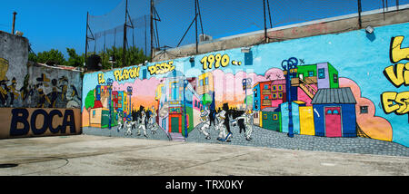 Street art et graffitis colorés à La Boca, Buenos Aires, Argentine Banque D'Images