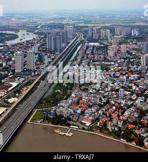 Ho Chi Minh ville panoramique aérienne & Vue sur la rivière Saigon. Banque D'Images