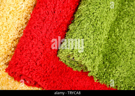 Beaucoup de tapis de différentes couleurs close-up Banque D'Images