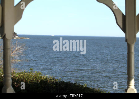 Vue sur la baie de Chesapeake, eaux d'Annapolis, MD, USA Banque D'Images