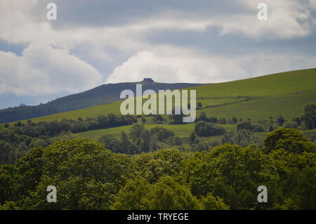 Vue de l'ensemble du parc Y Moel Clwydian Chaîne de montagnes au nord-est du pays de Galles près de Snowdonia, Banque D'Images