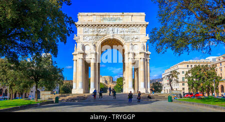Gênes, Italie - 9 mars 2019 : l'Arco della Vittoria - Victory Arch, dédié aux Génois qui sont morts pendant la Première Guerre mondiale, Gênes, Italie
