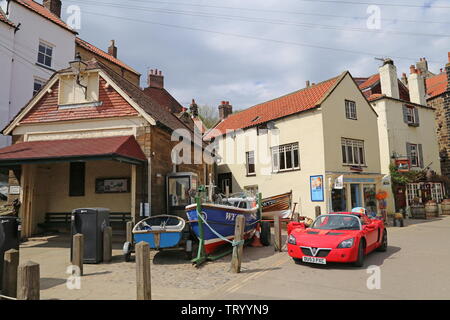 Le Dock, Robin Hood's Bay, municipalité de Scarborough, North Yorkshire, Angleterre, Grande-Bretagne, Royaume-Uni, UK, Europe Banque D'Images