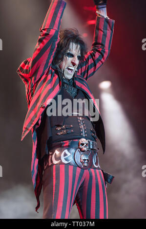 Alice Cooper à l'exécution de la Convention de Cropredy Ashwaubenon, Cropredy Oxfordshire, UK. 8 août 2013 Banque D'Images