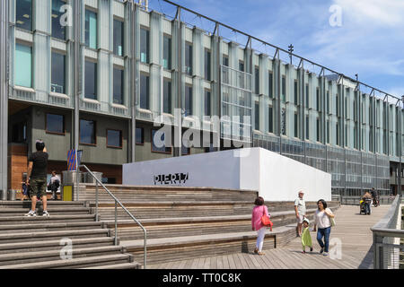 Pier 17, South Street Seaport, NYC Banque D'Images