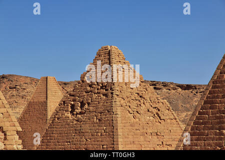 Pyramides de l'ancien monde au Soudan Banque D'Images