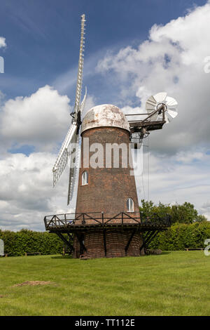 Landmark Wilton Windmill un moulin à vent entièrement opérationnel restauré dans le Wiltshire construit en 1821, Angleterre, Royaume-Uni Banque D'Images