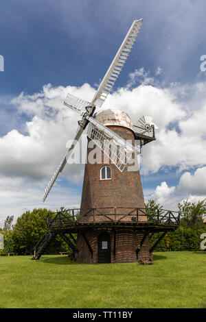 Landmark Wilton Windmill un moulin à vent entièrement opérationnel restauré dans le Wiltshire construit en 1821, Angleterre, Royaume-Uni Banque D'Images