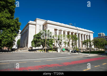 Bueno Aires, Argentine- Dec 27, 2018 : Faculté de génie (Université de Buenos Aires) dans Av. Paseo Colon au quartier de San Telmo à Buenos Aires cit Banque D'Images