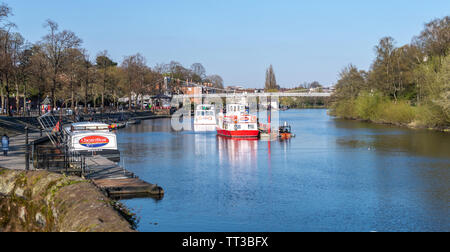 Rivière Dee à Chester, Cheshire, Royaume-Uni Banque D'Images