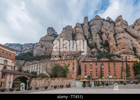 MONSERRAT, ESPAGNE - 20 février 2019 : Abbaye de Santa Maria de Montserrat à Monistrol de Montserrat, en Catalogne. Banque D'Images