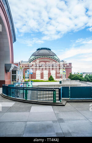 Vue de la gare Union à partir de la Washington State History Museum à Tacoma, Washington. Banque D'Images