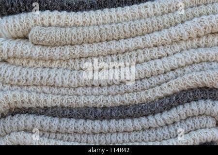 Les choses en tricot close up sur le marché local en Batumi, Géorgie Banque D'Images