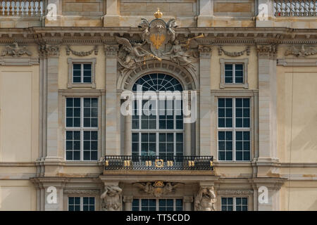 Berlin, Allemagne - juin 2019 : Reconstitution de la façade historique le Palais de la ville de Berlin (Berliner Stadtschloss alias Berliner Schloss en allemand), t Banque D'Images
