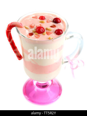 Lait de canneberges dessert en verre, isolated on white Banque D'Images