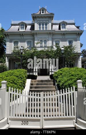 Glen Auburn une maison victorienne au Natchez, Mississippi construite en 1875. Banque D'Images