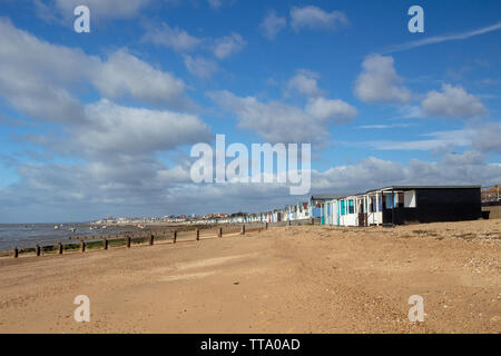 Thorpe Bay Beach, près de Southend-on-Sea, Essex, Angleterre Banque D'Images