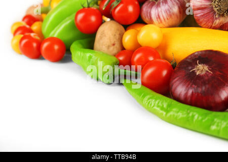 Tas de légumes frais isolated on white Banque D'Images