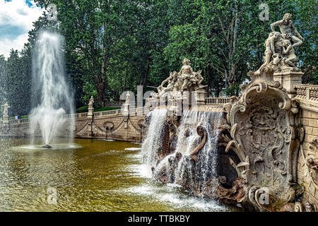 Italie Piémont Turin Valentino - Fontaine de douze mois Banque D'Images