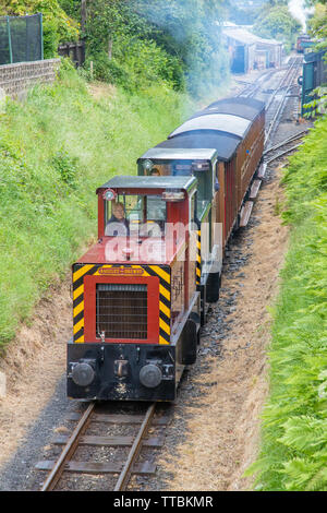 Une locomotive diesel engineering sur le patrimoine Talyllyn Railway, Pays de Galles, Royaume-Uni Banque D'Images