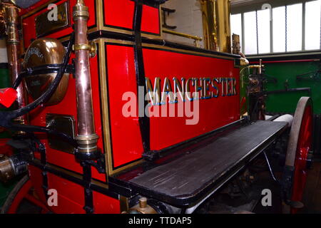 1910 Shand Mason incendie vapeur moteur 'George V'. Le Grand Manchester Fire Service Museum, à Rochdale, UK, a l'intention de commencer les travaux de construction à son nouvel emplacement, l'ancienne route adjacente Maclure fire station, plus tard cette année .l'édifice sera entièrement restauré dans son état de 1930 à la fin de 2020. Le déménagement dans des locaux plus vastes, signifie qu'un grand incendie peuvent être affichées, avec de nombreux éléments historiques fascinants du matériel d'incendie. Banque D'Images