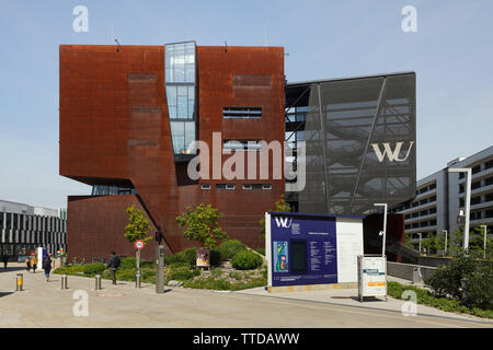 Centre d'enseignement du Campus Vienna University of Economics and Business (Wirtschaftsuniversität Wien) conçu par le BUSarchitektur (2013) à Vienne, Autriche. Banque D'Images