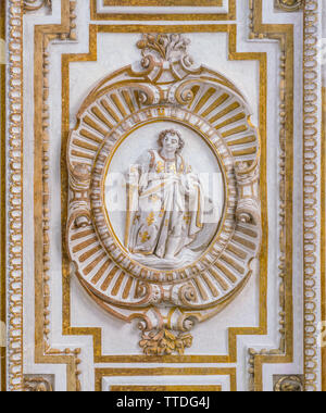 Bas-relief dans le plafond de la mosquée Cordoba Cathedral. L'Andalousie, espagne. Banque D'Images