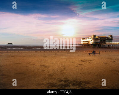 Coucher de soleil sur Weston-Super-Mare Banque D'Images