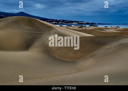 Une vue de la Dunes de Maspalomas, Las Palmas, Gran Canaria, en couleur Banque D'Images