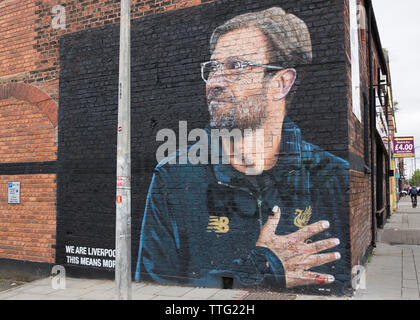 Jurgen Klopp street art, Street, Baltic Triangle, Liverpool, Merseyside, England, UK Banque D'Images