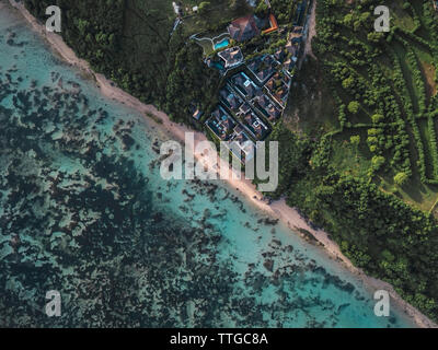 Vue aérienne des installations de l'hôtel à la plage de Nusa Dua Banque D'Images