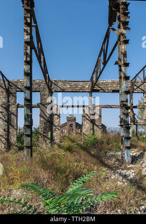 Ancienne usine industrielle en Ukraine Banque D'Images