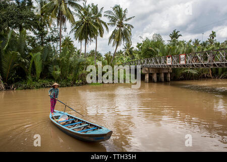 Le transport en commun local dans le Delta du Mekong, Vietnam Banque D'Images