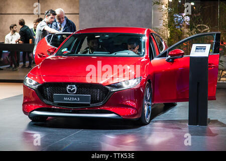Barcelone, Espagne - 19 mai 2019 : Mazda 3 en vedette à Barcelone de l'Automobile 2019 à Barcelone, Espagne. Banque D'Images