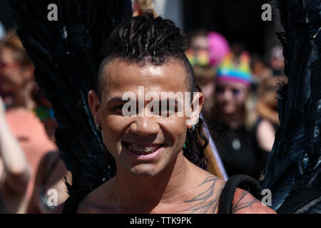 Helsinki Pride Parade 2016 à Helsinki, Finlande Banque D'Images