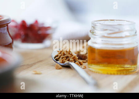 Close-up of food on cutting board Banque D'Images