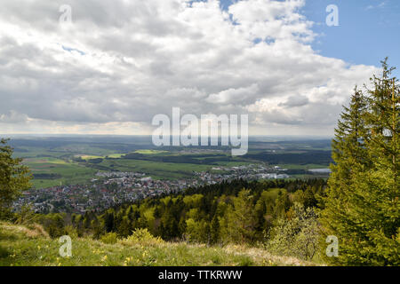 Vue panoramique des montagnes du Jura souabe, Allemagne. Banque D'Images