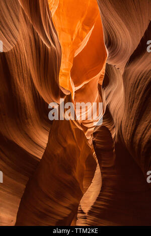 Patrons sur rock formations in Antelope Canyon Banque D'Images