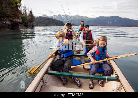 USA, Alaska, Homer, Chine Poot, baie Kachemak Bay, de sortir de la baie Kachemak Wilderness Lodge en canoë Banque D'Images