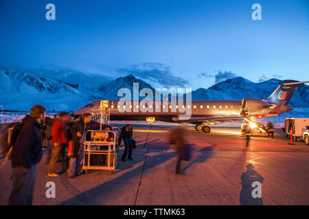 États-unis, Californie, Mammoth, sortant de l'avion juste après le coucher du soleil à Mammoth Lakes Banque D'Images