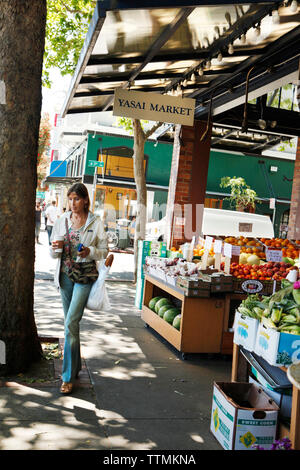 États-unis, Californie, Oakland, produits frais en vente au marché Yasai Banque D'Images