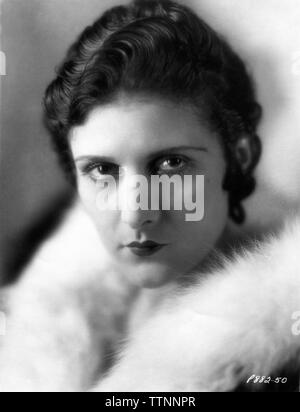 EVELYN BRENT 1928 Portrait publicitaire Paramount Pictures Banque D'Images