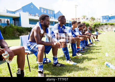 Les Bermudes, South Hampton. Rangers South Hampton joue un jeu au South Hampton Rangers Champ. Banque D'Images