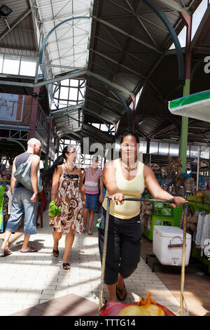 Polynésie française, Tahiti. Le Marché Municipal de Papeete à Tahiti. Banque D'Images