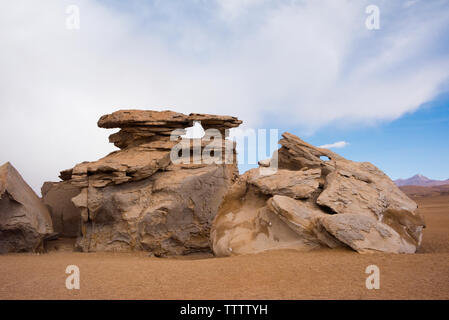 Rock formation à Eduardo Avaroa, Réserve nationale de faune andine Potosi, Bolivie Ministère Banque D'Images