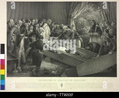 Napoléon Bonaparte, empereur des Français, l'ouverture de son cercueil en fonction de son exhumation à Sainte-Hélène. (1840), lithographie par Nicolas Eustache Maurin fondée sur propre projet, Additional-Rights Clearance-Info-Not-Available- Banque D'Images